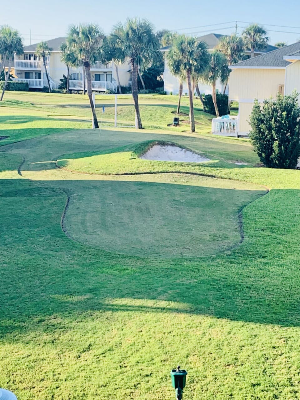 FREE 3-Par Golf Course