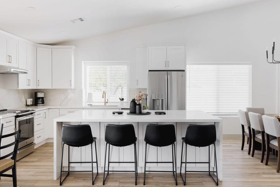 Large Kitchen Island w/ Seating for Four