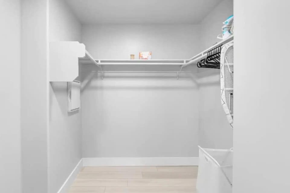 Plenty of spacious storage for your belongings.