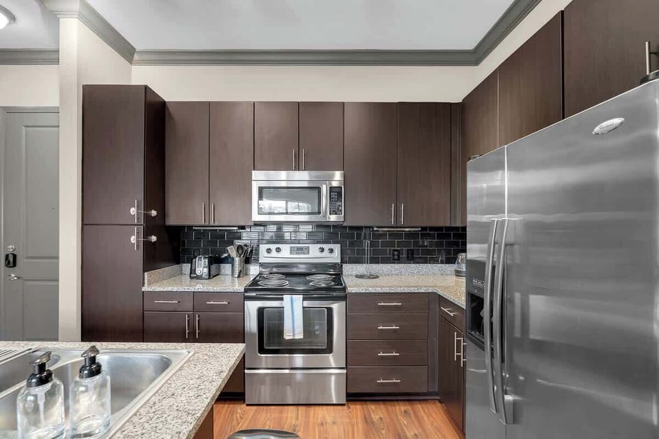 Whip up your favorite dishes in the full kitchen and relax at the convenient bar counter for a quick bite.