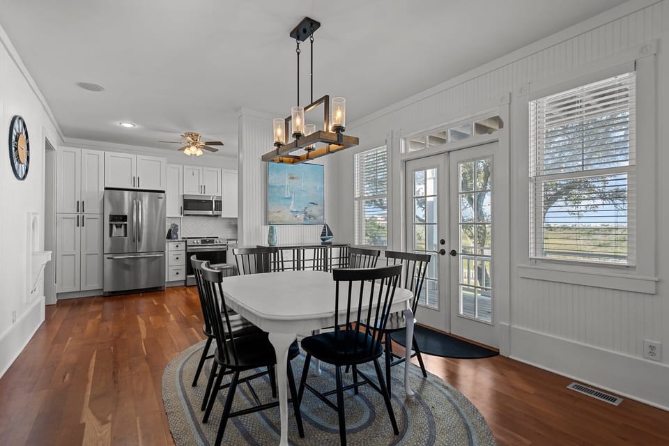 Dining Area / Kitchen