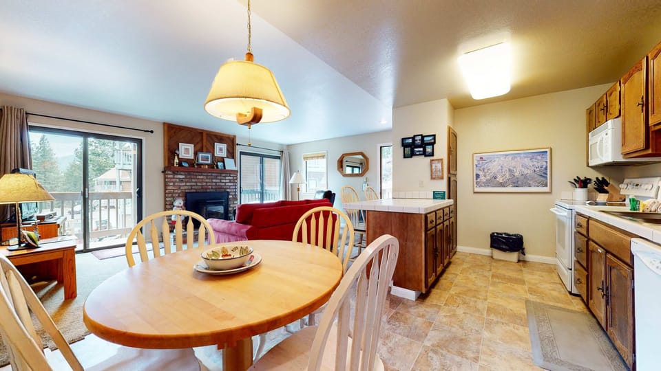 Kitchen and dining area