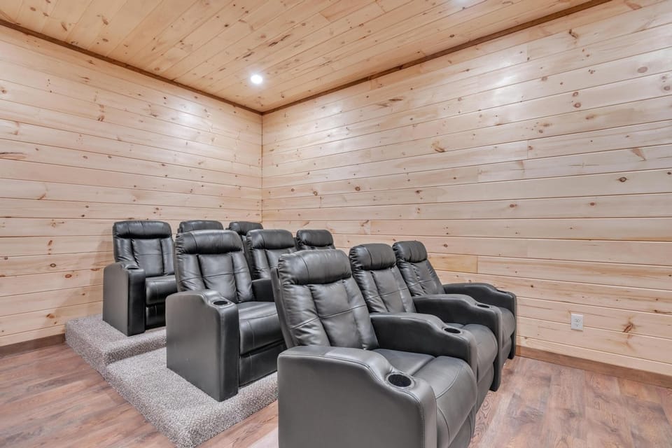 Cabin, 2 Bedrooms | Interior