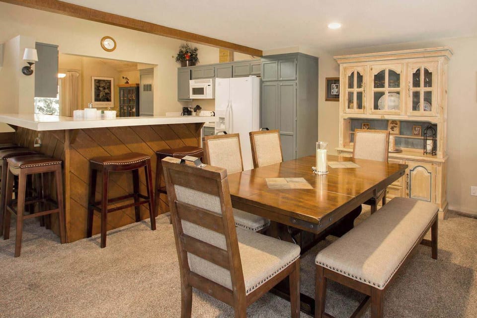 Dining table for 6