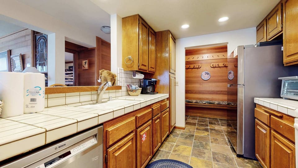 Fully equipped kitchen