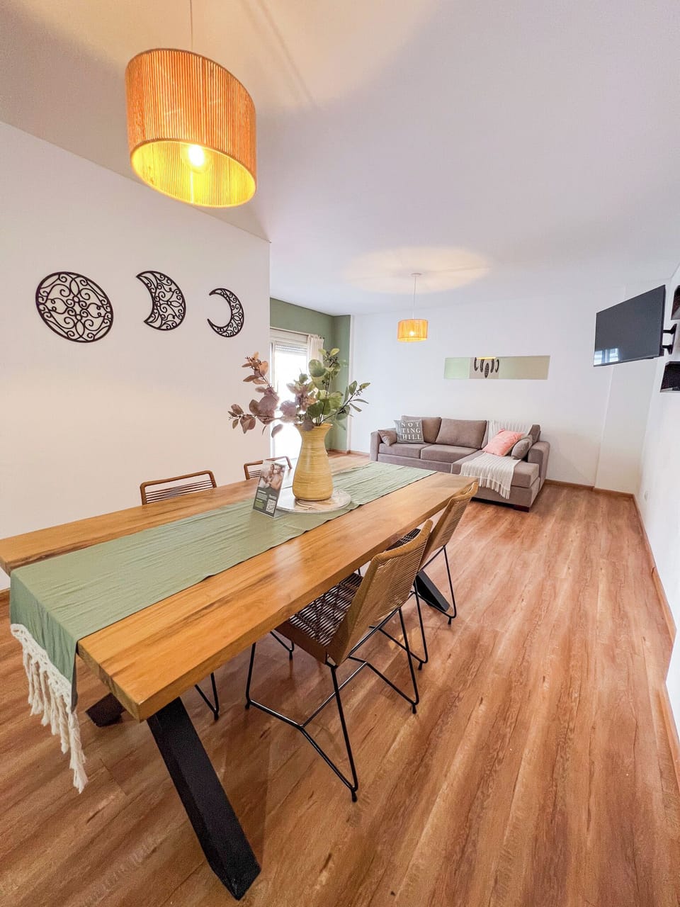 Classic Apartment | Dining room