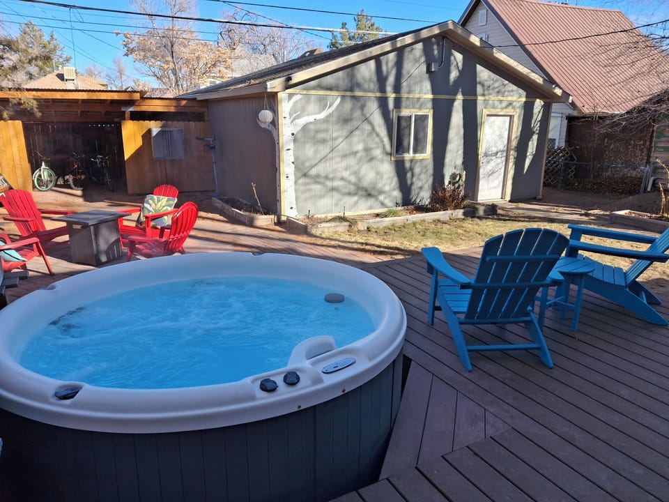 Hot tub