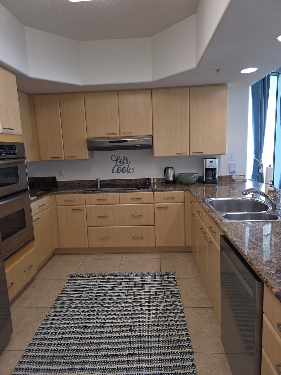 Large well stocked kitchen