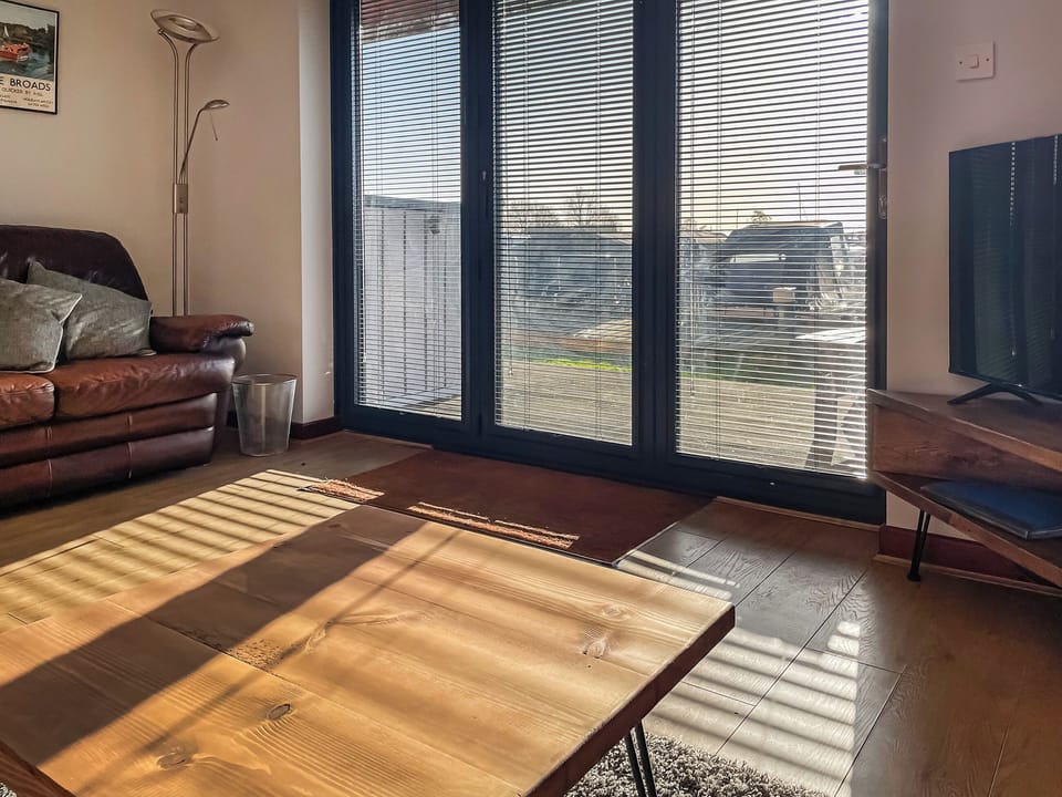 Open plan living space | Marina Vista, Horning