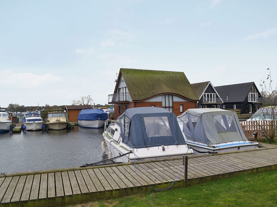 Double bedroom | Marina Vista, Horning