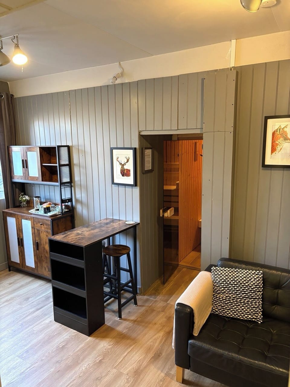 Suite (With Sauna) | Free WiFi