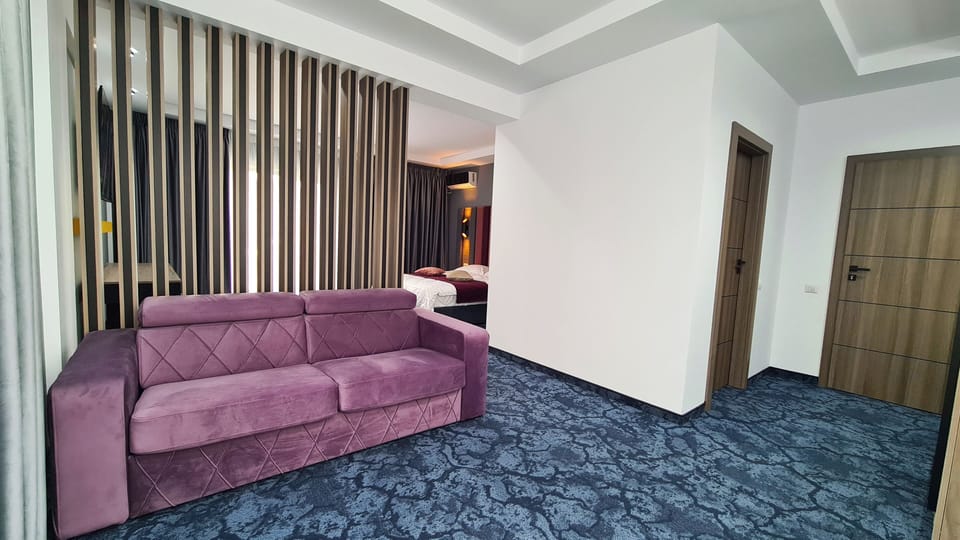 Executive Room, Garden View | Premium bedding, memory foam beds, minibar, desk