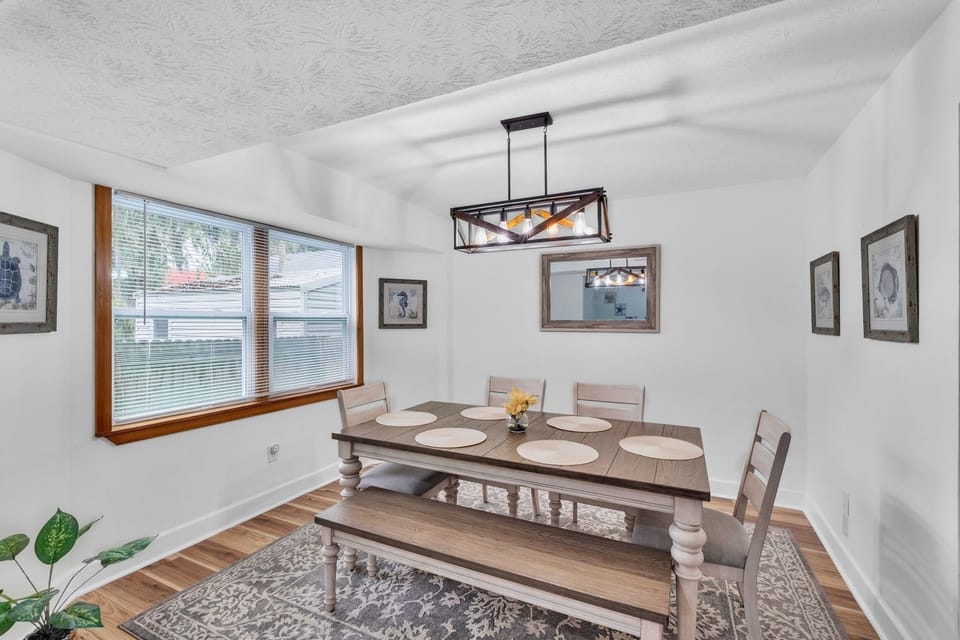 Architecture, Building, Dining Room, Dining Table, Furniture