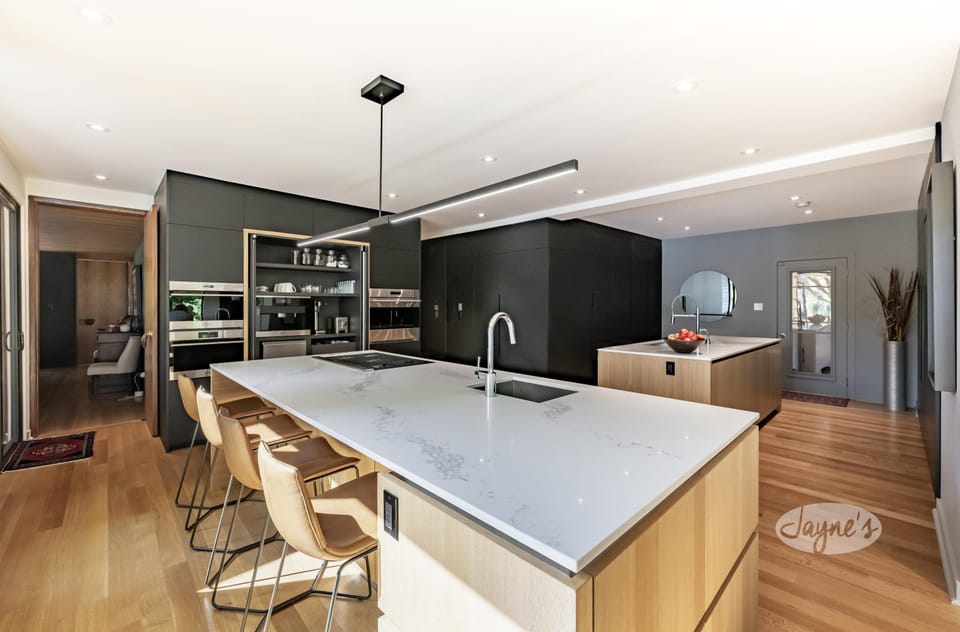 Kitchen &amp; Bar Seating