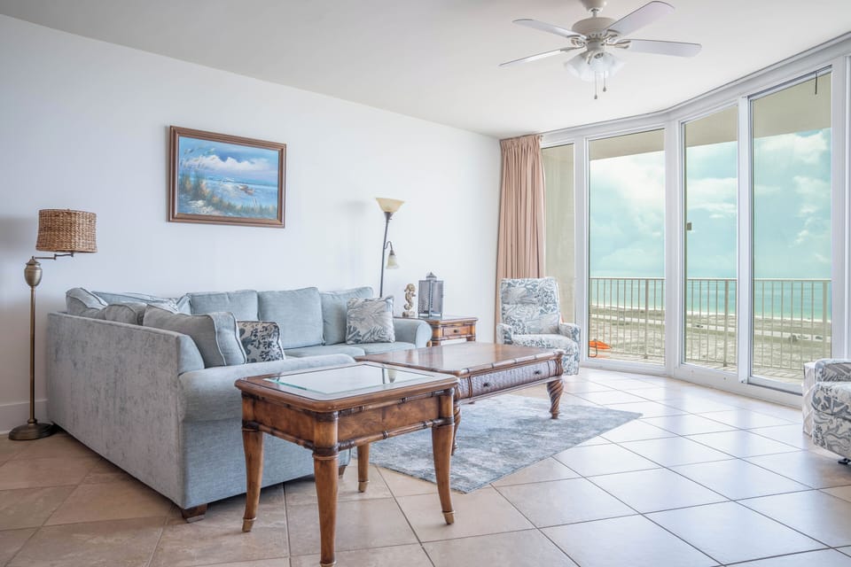 Caribe Resort D1111 Living Room