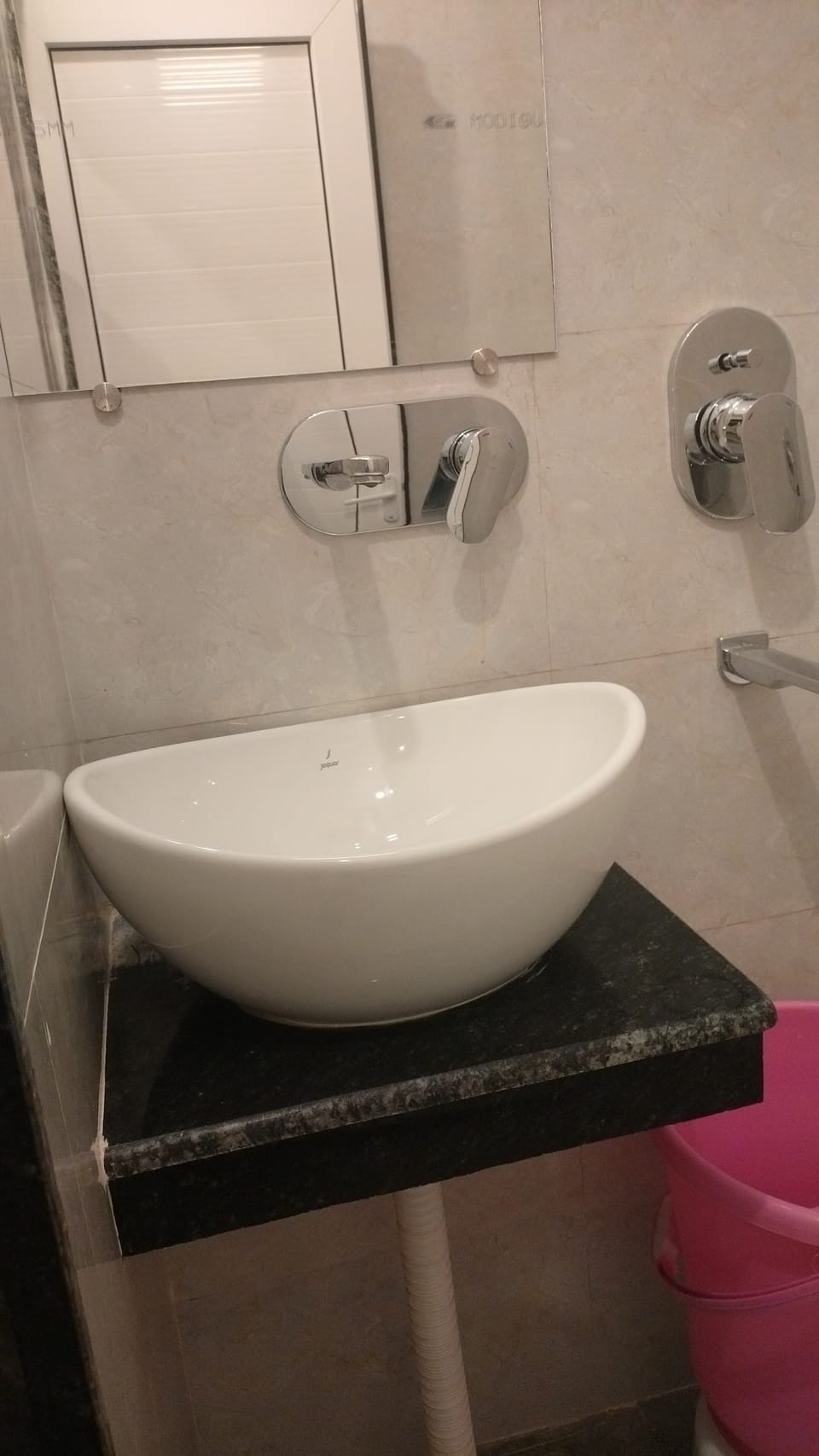 Deluxe Double Room | Bathroom
