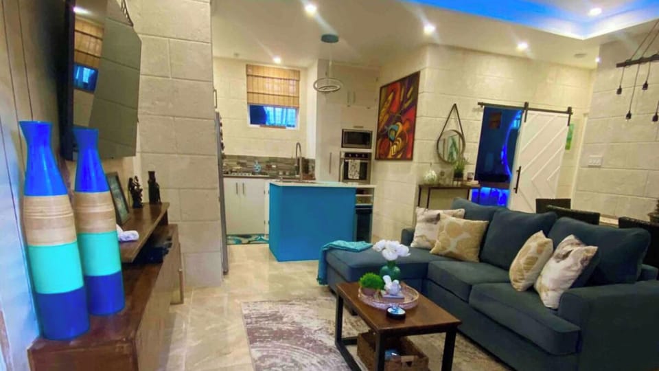 Apartment, 2 Bedrooms, Smoking, Private Pool | Interior
