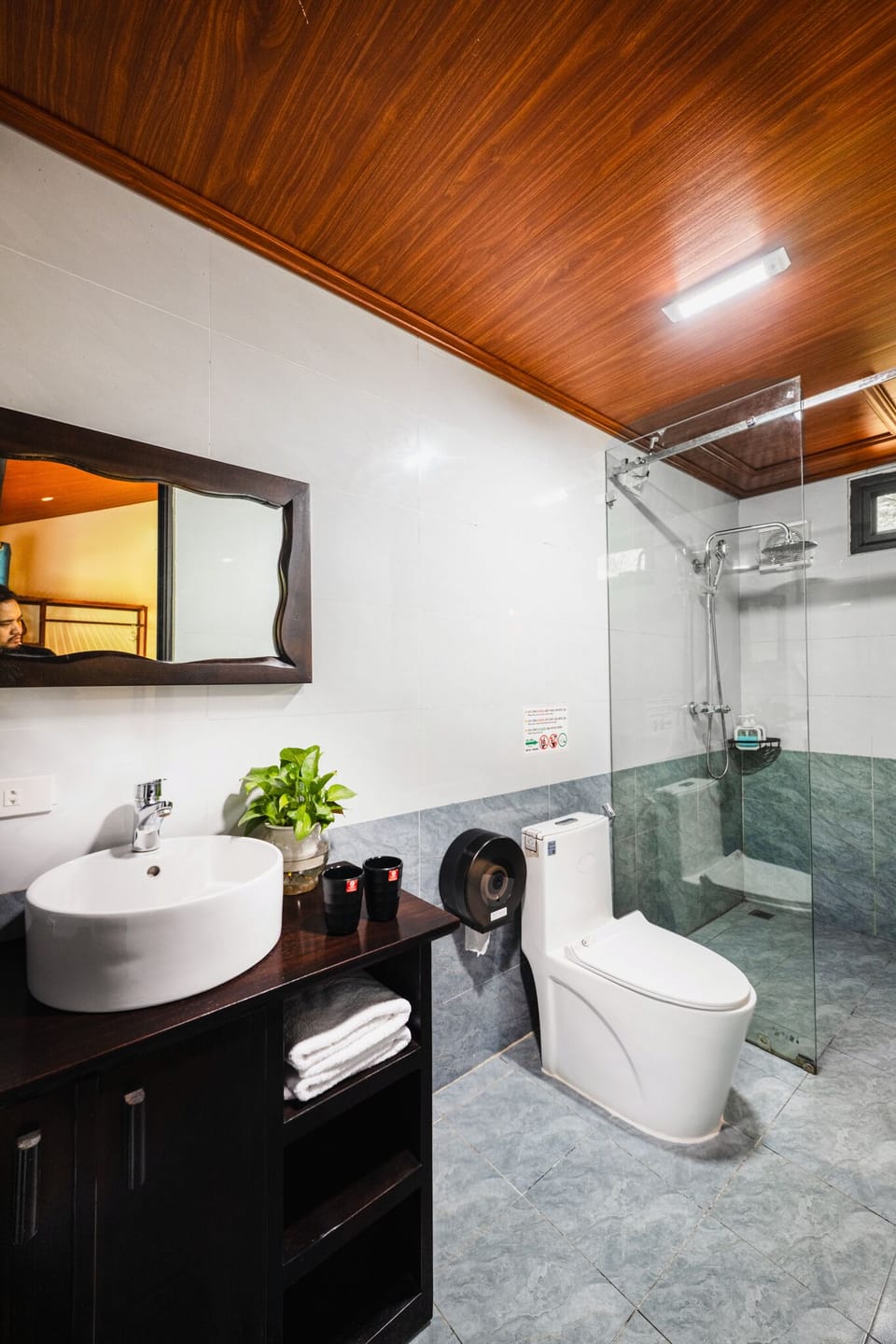 Deluxe Double Room, Mountain View | Bathroom | Shower, hair dryer, slippers, towels