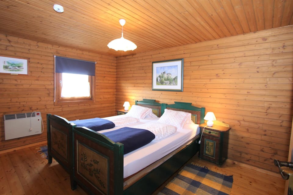 Classic House, 6 Bedrooms | 12 bedrooms, bed sheets