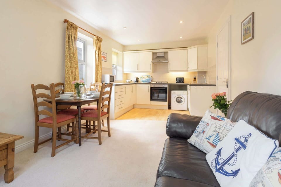 No.12, Alnwick - Host & Stay