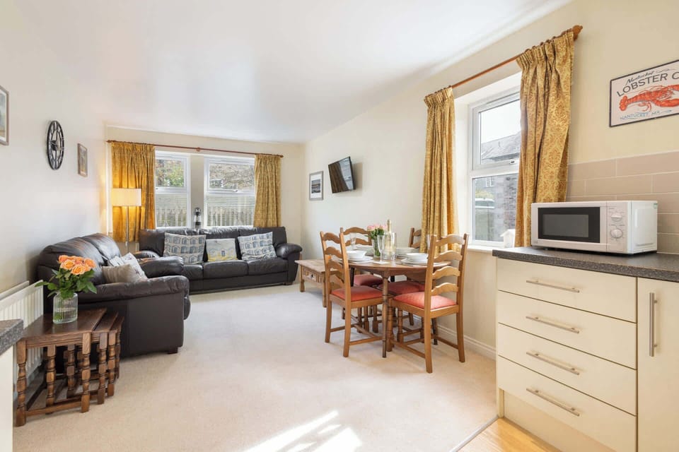 No.12, Alnwick - Host & Stay