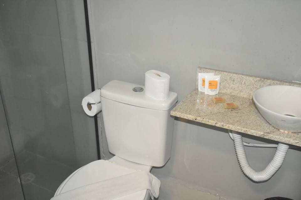 Economy Room, 1 Double Bed | Laptop workspace, free WiFi