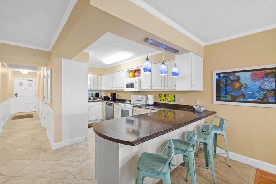 Kitchen Bar