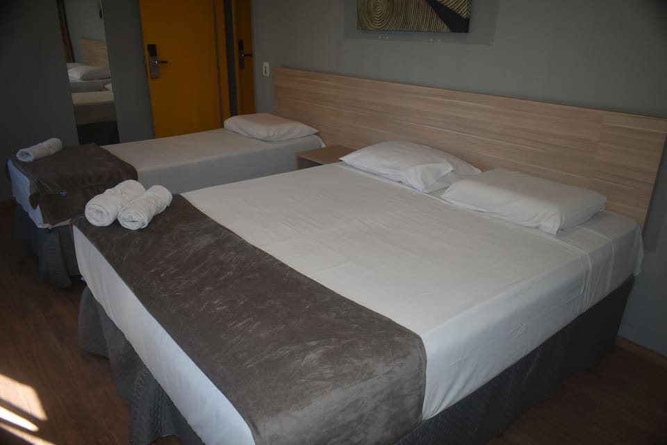 Standard Room | Laptop workspace, free WiFi, bed sheets