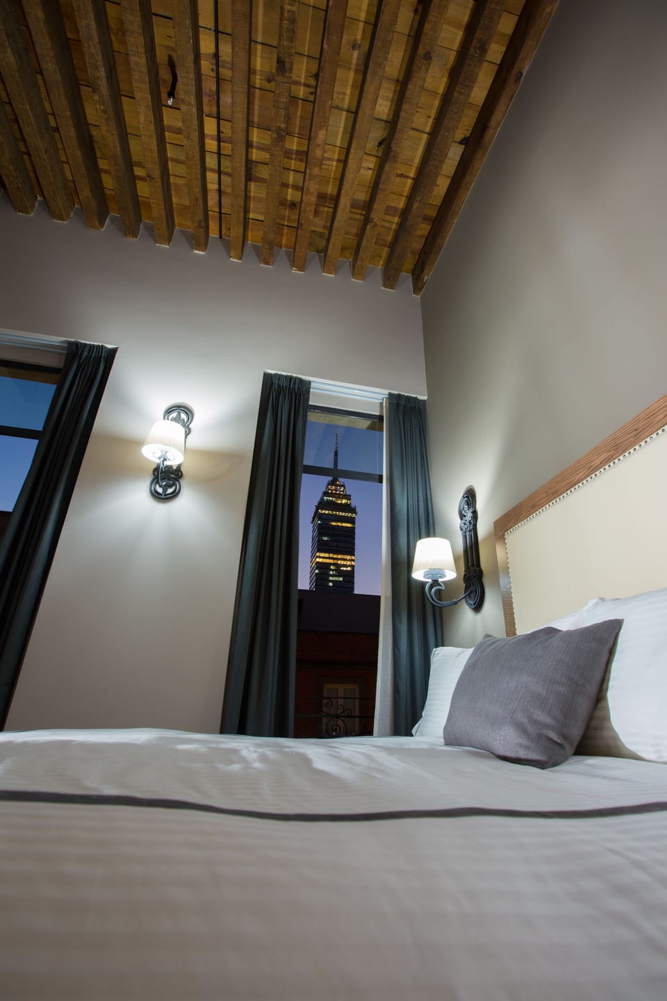 Premium bedding, down comforters, in-room safe, desk