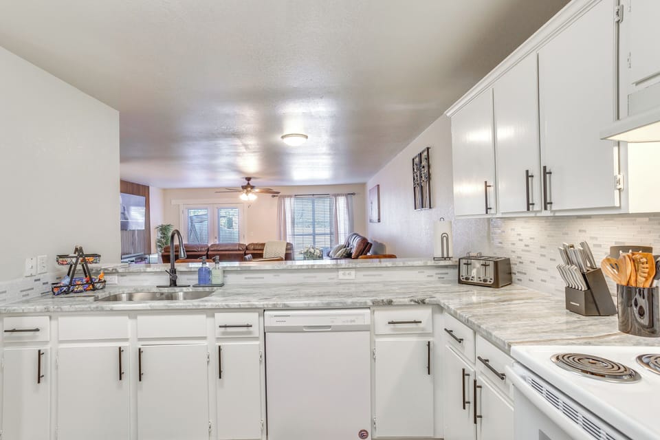 Kitchen | 1st Floor