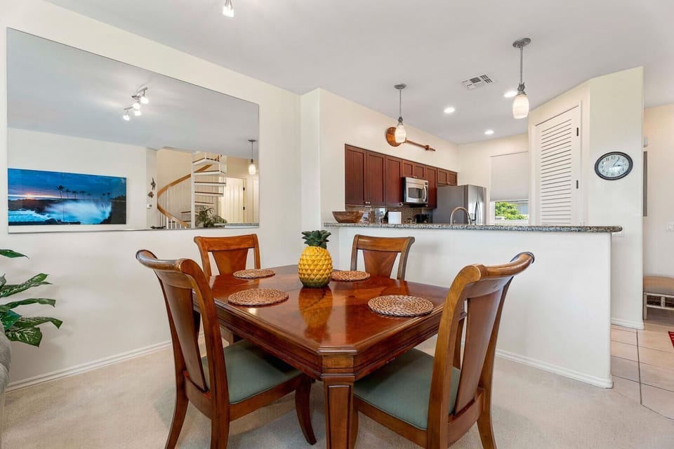 Villa, Multiple Beds (Fairway Villas Waikoloa G31) | Dining