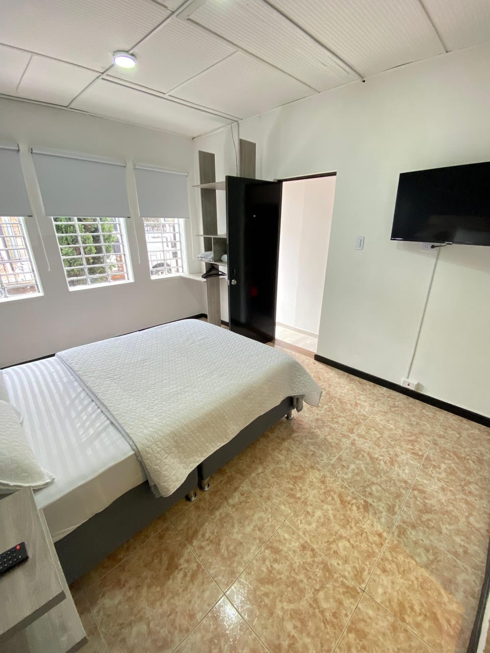 Double Room, 1 Double Bed, City View | Desk, iron/ironing board, free WiFi