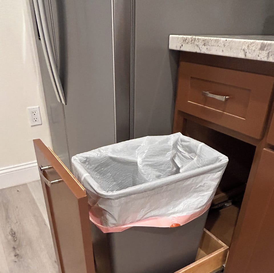 Trash Bin