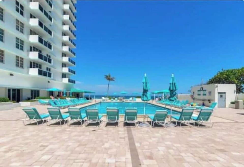 Pool with direct access to ocean from pool deck