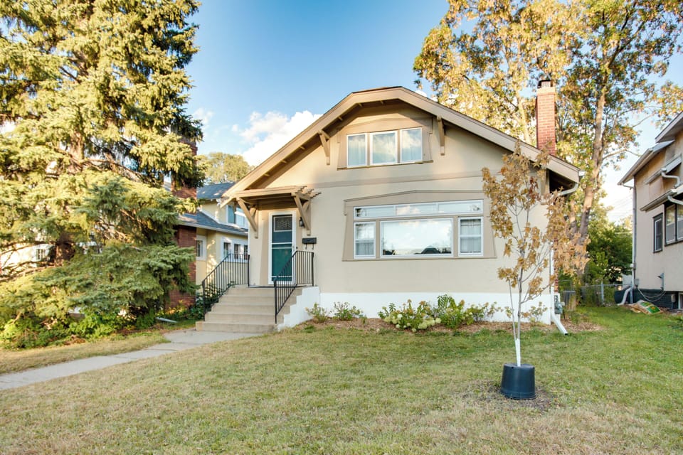 Property Exterior | Free Street Parking (First-Come, First-Served)