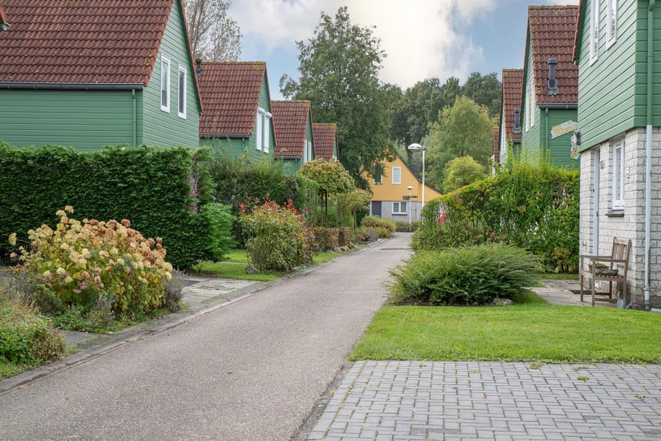 Immediate Surroundings [summer] (<1 km)