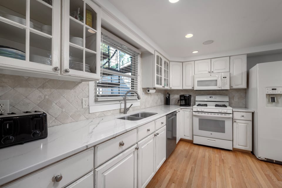 Large Open Kitchen