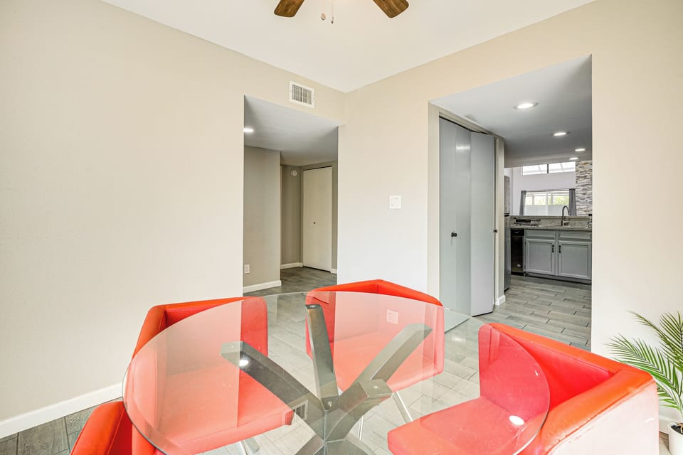 House (2 Bedrooms) | Interior