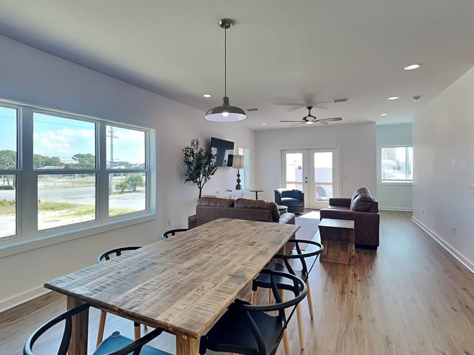 Dining Area - Second Floor