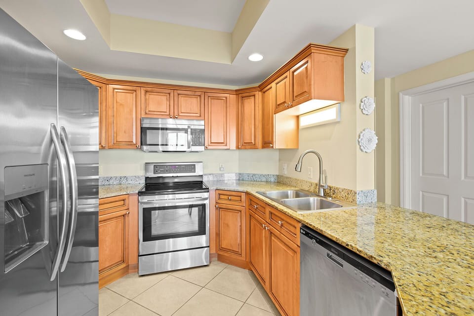 Mediterranea 214E Kitchen Alt