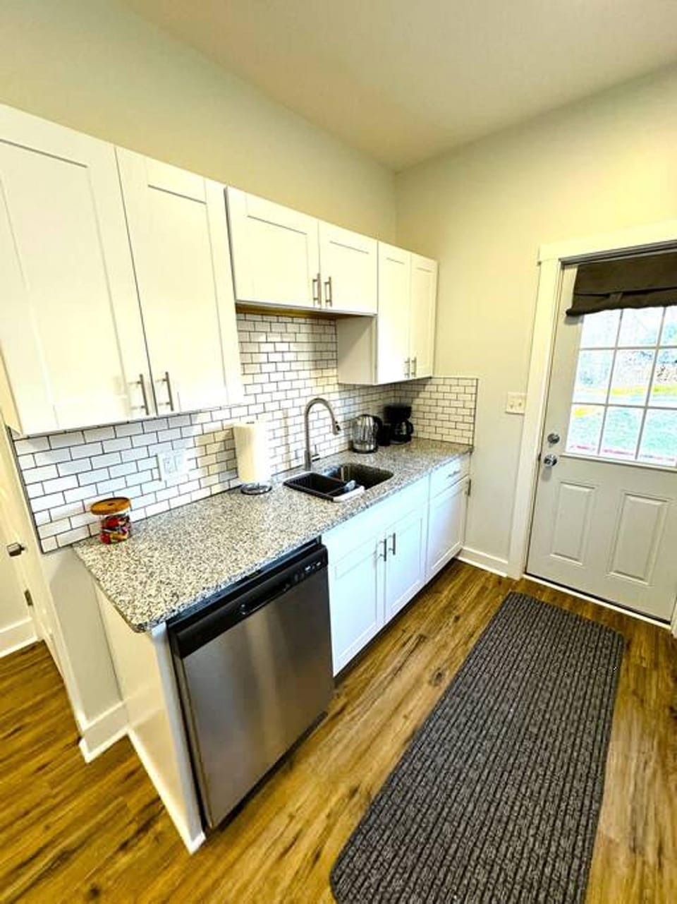House | 1 bedroom, desk, Internet