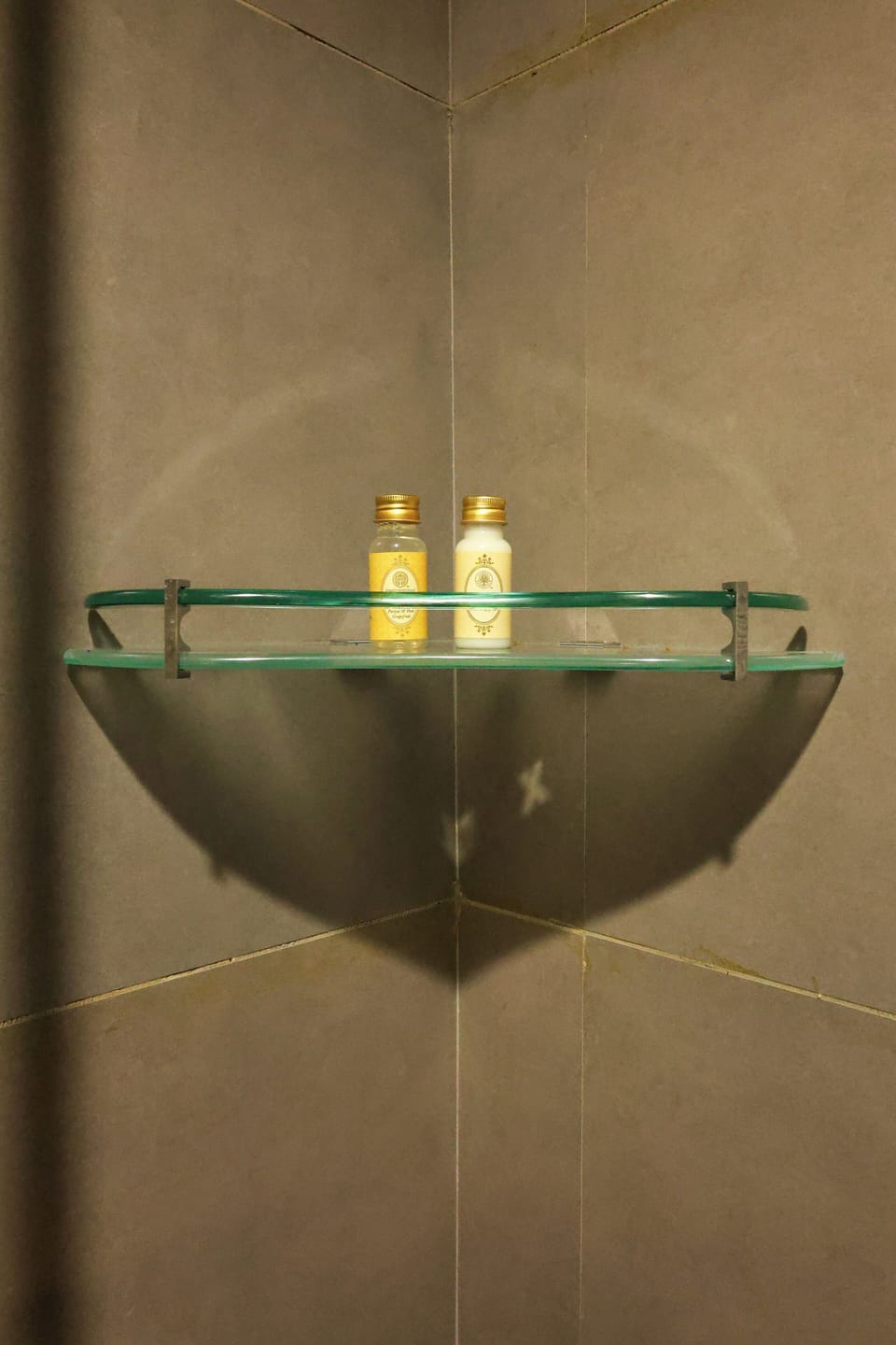 Luxury Room, Mountain View | Bathroom | Shower, towels, soap, shampoo