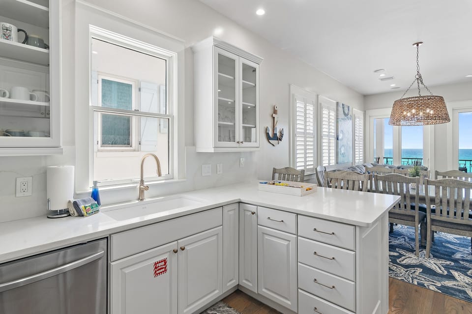 Remodeled Kitchen - prepare meals with a view!