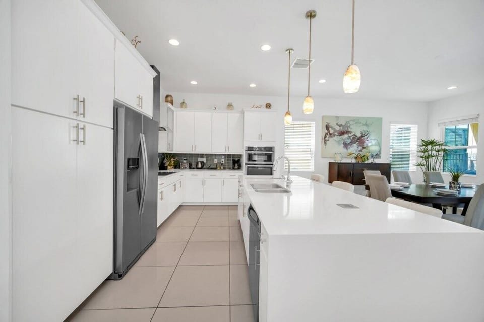 Stunning cooktop and backsplash make cooking feel special.