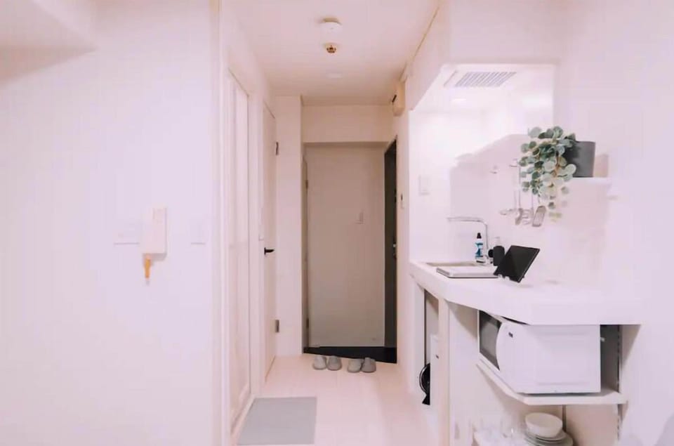Apartment, 1 Bedroom, Non Smoking | 1 bedroom, desk, iron/ironing board