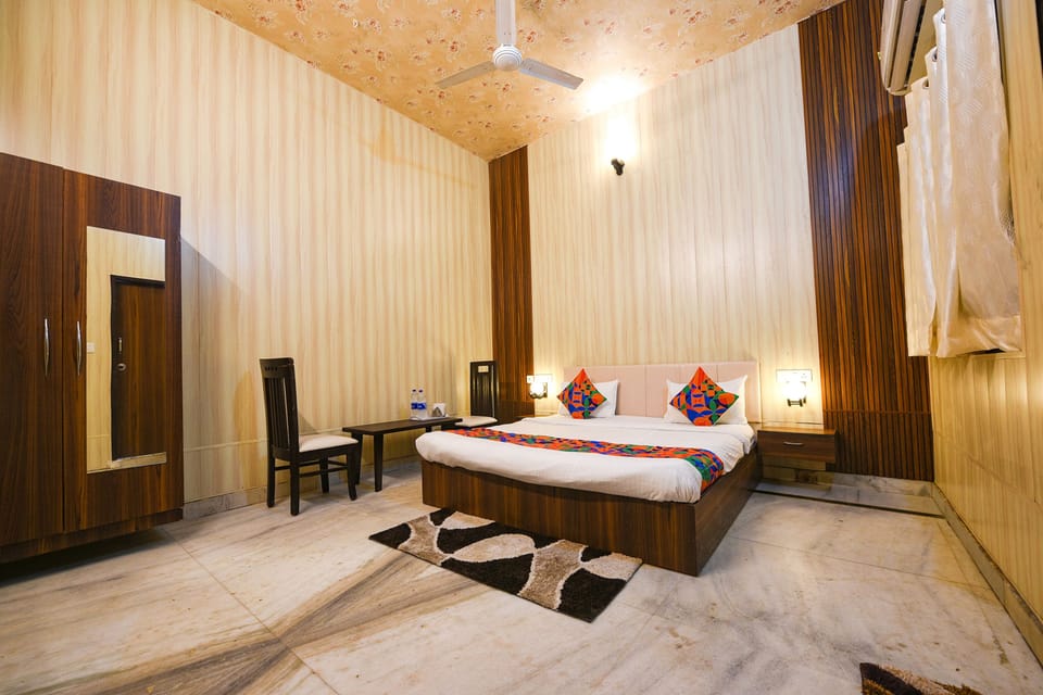 Deluxe Room | Egyptian cotton sheets, premium bedding, in-room safe, free WiFi