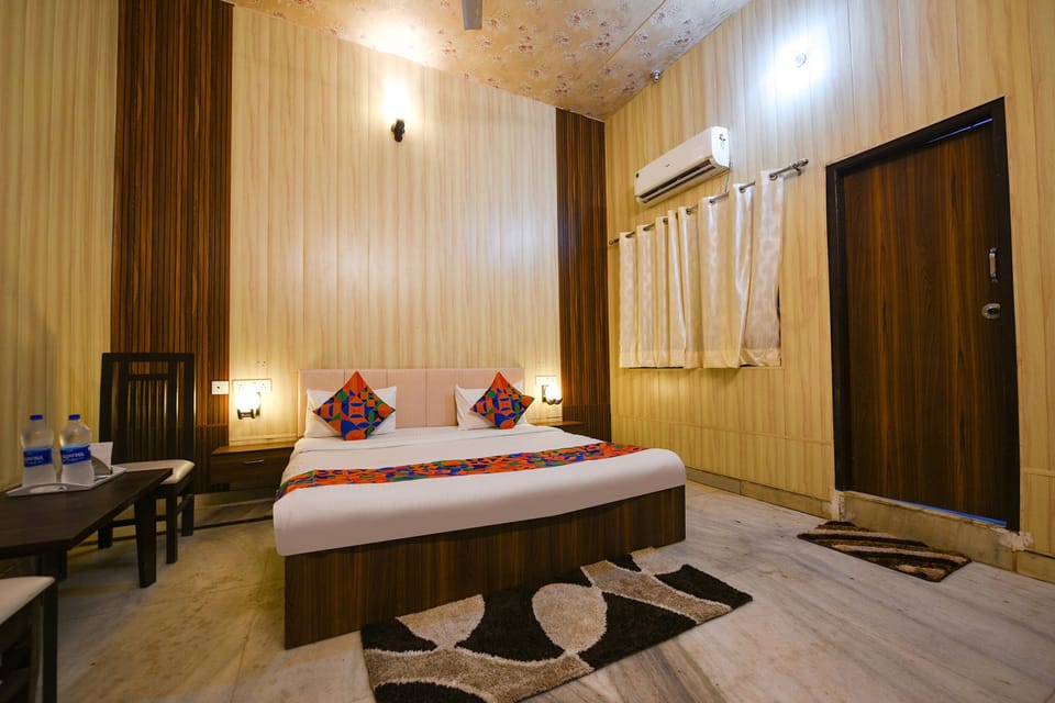 Deluxe Room | Egyptian cotton sheets, premium bedding, in-room safe, free WiFi