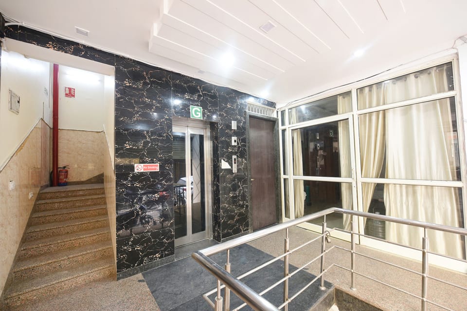 Via Moon Light Hotel in Delhi