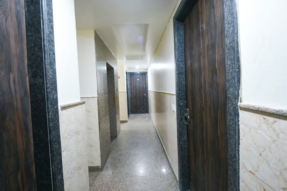Via Moon Light Hotel in Delhi