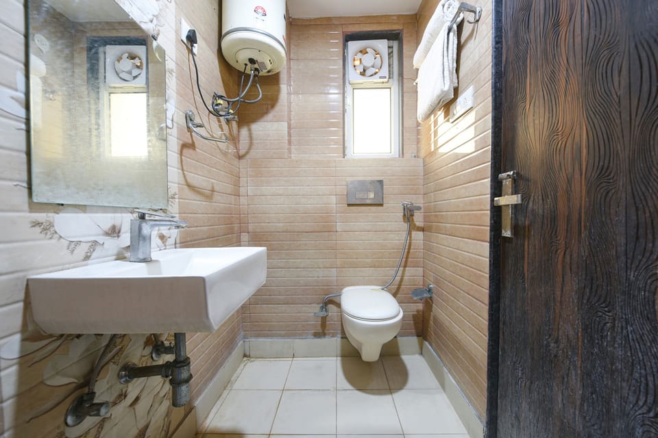 Via Moon Light Hotel in Delhi